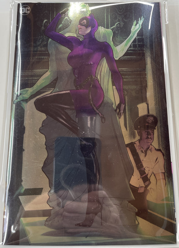 Catwomen #66 Lobos Foil Virgin Variant